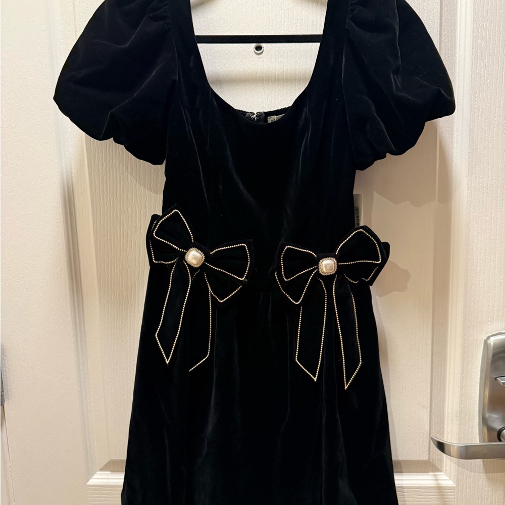 Moon River Black Velvet Mini Dress w/ Pearl Bow | Size Small NWT - Picture 5 of 7